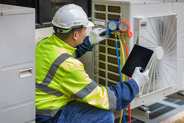 Professional Air Conditioning Repair technician working in Dawson, TX